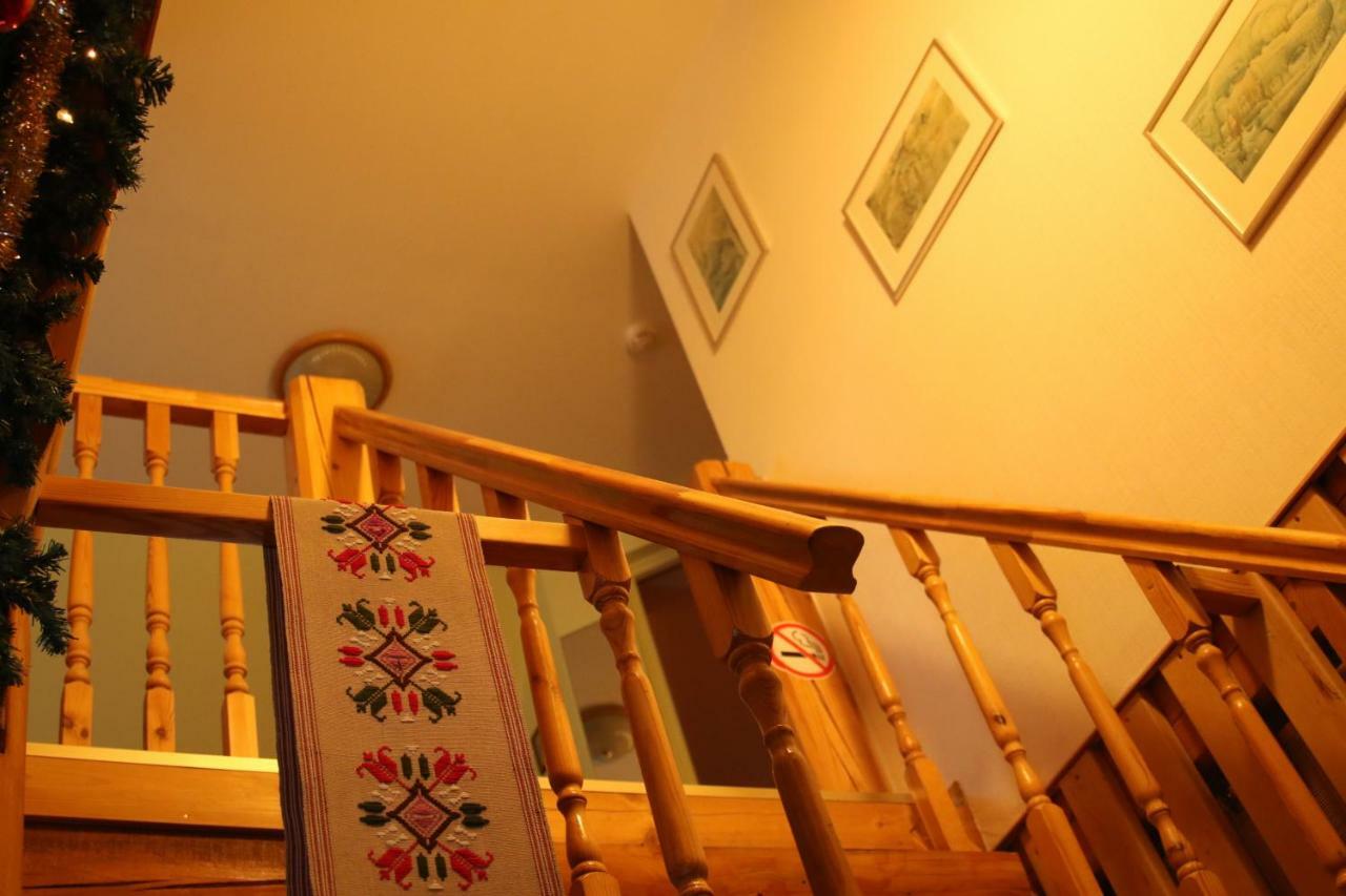 Villa Viesu Maja Forrest Dzimtmisa Esterno foto