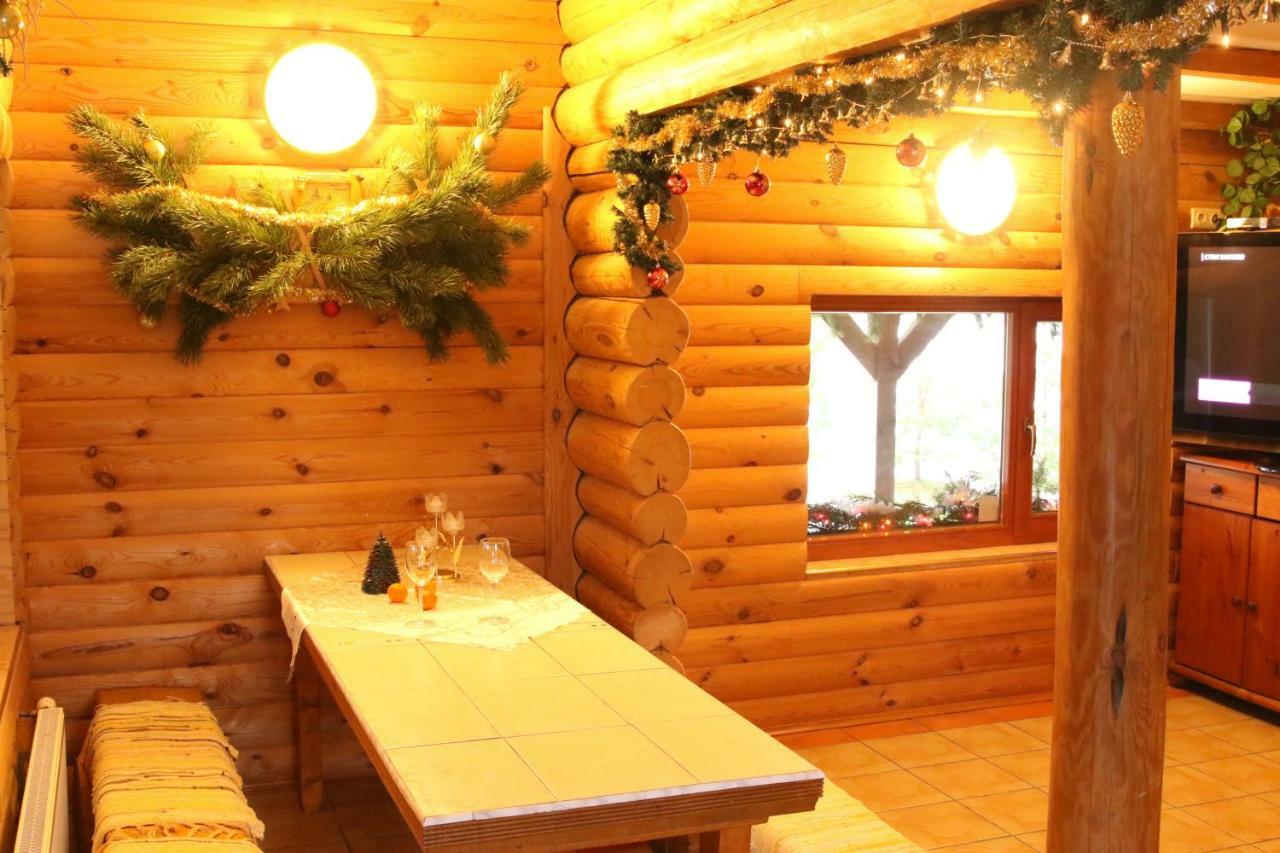 Villa Viesu Maja Forrest Dzimtmisa Esterno foto